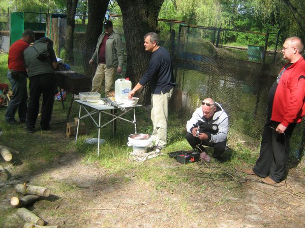 у мангала.JPG (129.72 KiB) Просмотров: 3304 у мангала.JPG