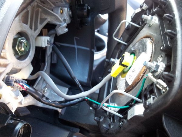 YellowAirbagConnector.jpg (115.36 KiB) Просмотров: 16193 YellowAirbagConnector.jpg