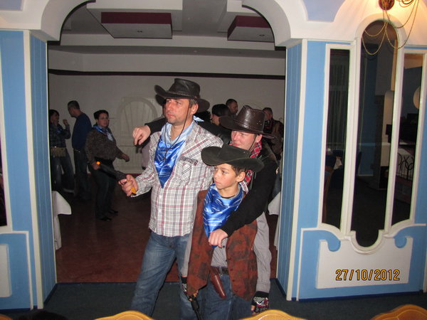 3 бойца.jpg (174.87 KiB) Просмотров: 7393 3 бойца.jpg