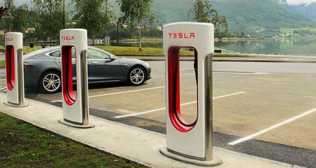 1484487155_tesla-supercharger.jpg