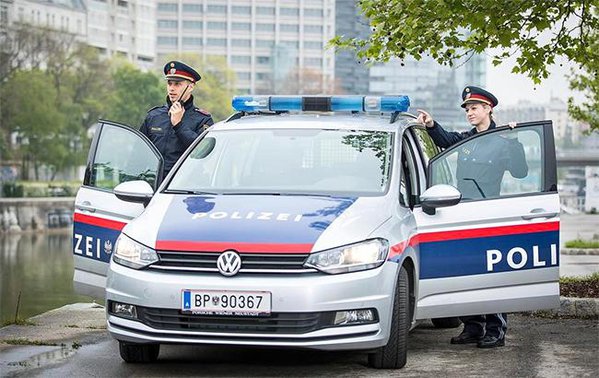 Austrian police.jpg