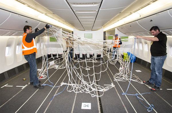 aircanada_pax_777_as_fullcargo.jpg