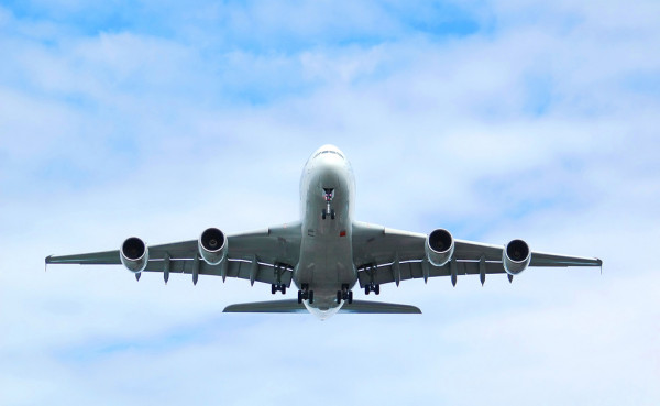 depositphotos_2047648-stock-photo-passenger-jet.jpg
