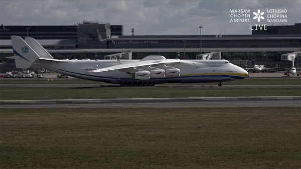 warsaw_first_an225_mriya_arrival.jpg