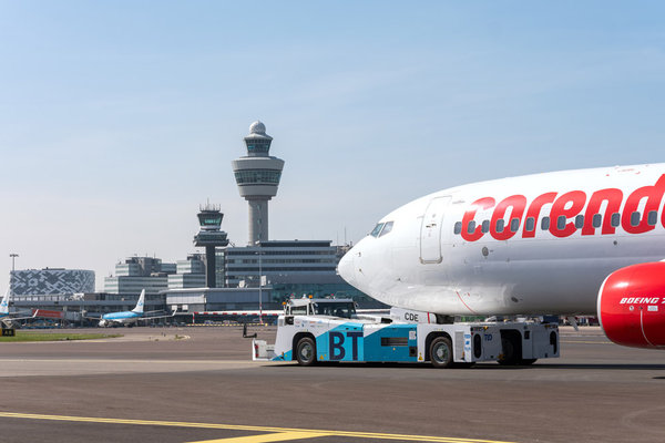 schiphol_taxibot_1.jpg