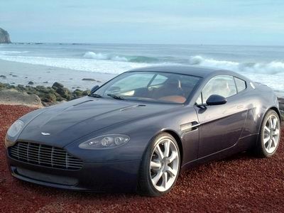 cars-aston-martin-amv8-vantage-2003.jpg