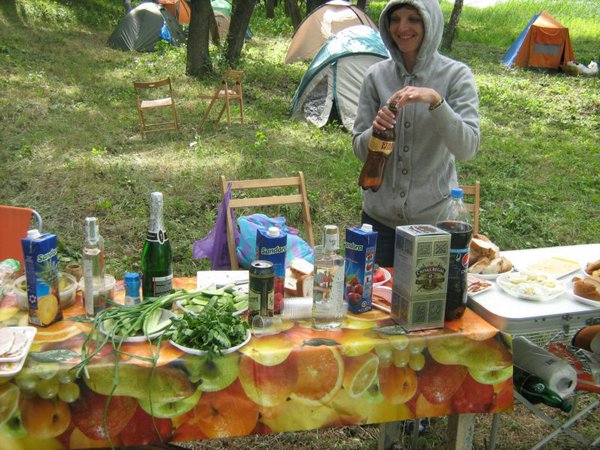 накрываем стол.JPG (134.18 KiB) Просмотров: 2903 накрываем стол.JPG