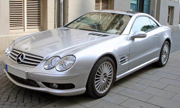 Mercedes_SL_55_AMG_front-800x482.jpg