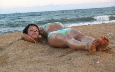 kak-mozhno-razvlech-sebja-na-pljazhe-25-foto_7.jpg (39.04 KiB) Просмотров: 1291 kak-mozhno-razvlech-sebja-na-pljazhe-25-foto_7.jpg