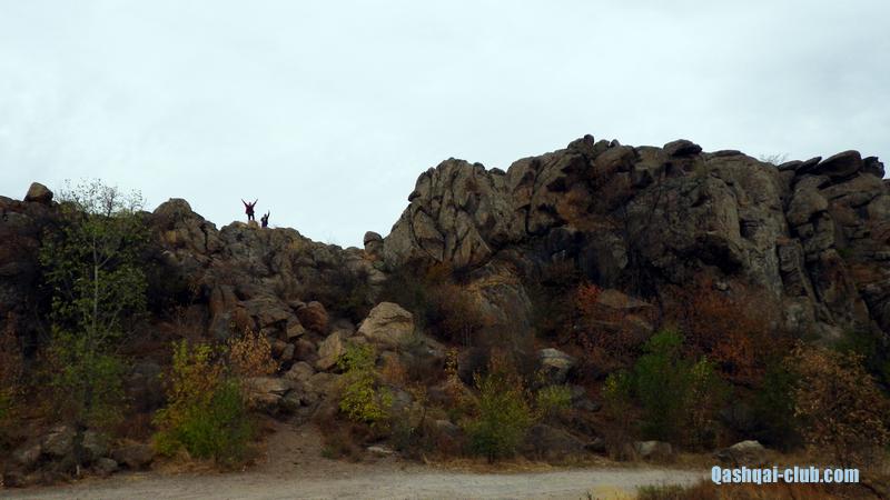 136-Ukr-Moldova-Mygia-utro-stojanka-skala-ValTom