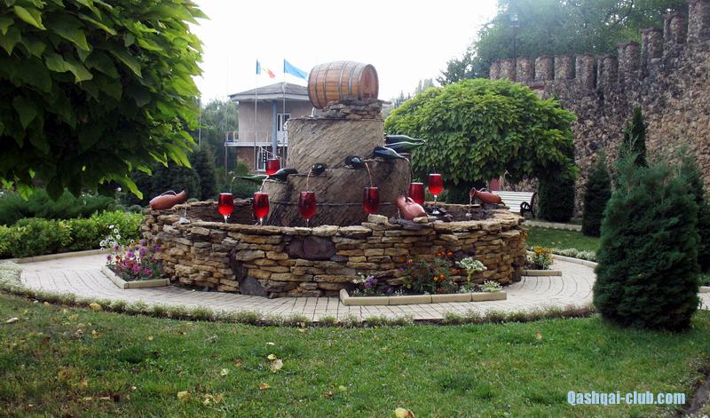 445-Ukr-Moldova-MileshtijMich-fontan-red