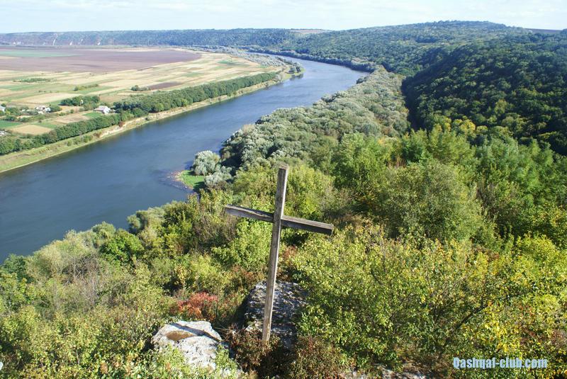 638-Ukr-Moldova-Soroka-svecha-Dnestr-krest
